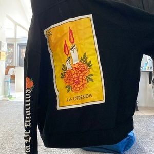 This is the same sweatshirt from my old account, make offer if still interested